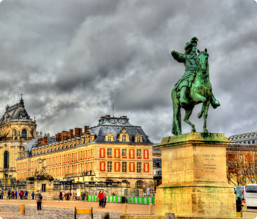 Statue Louis Xiv Front Palace Nice Versailles Near Pairs